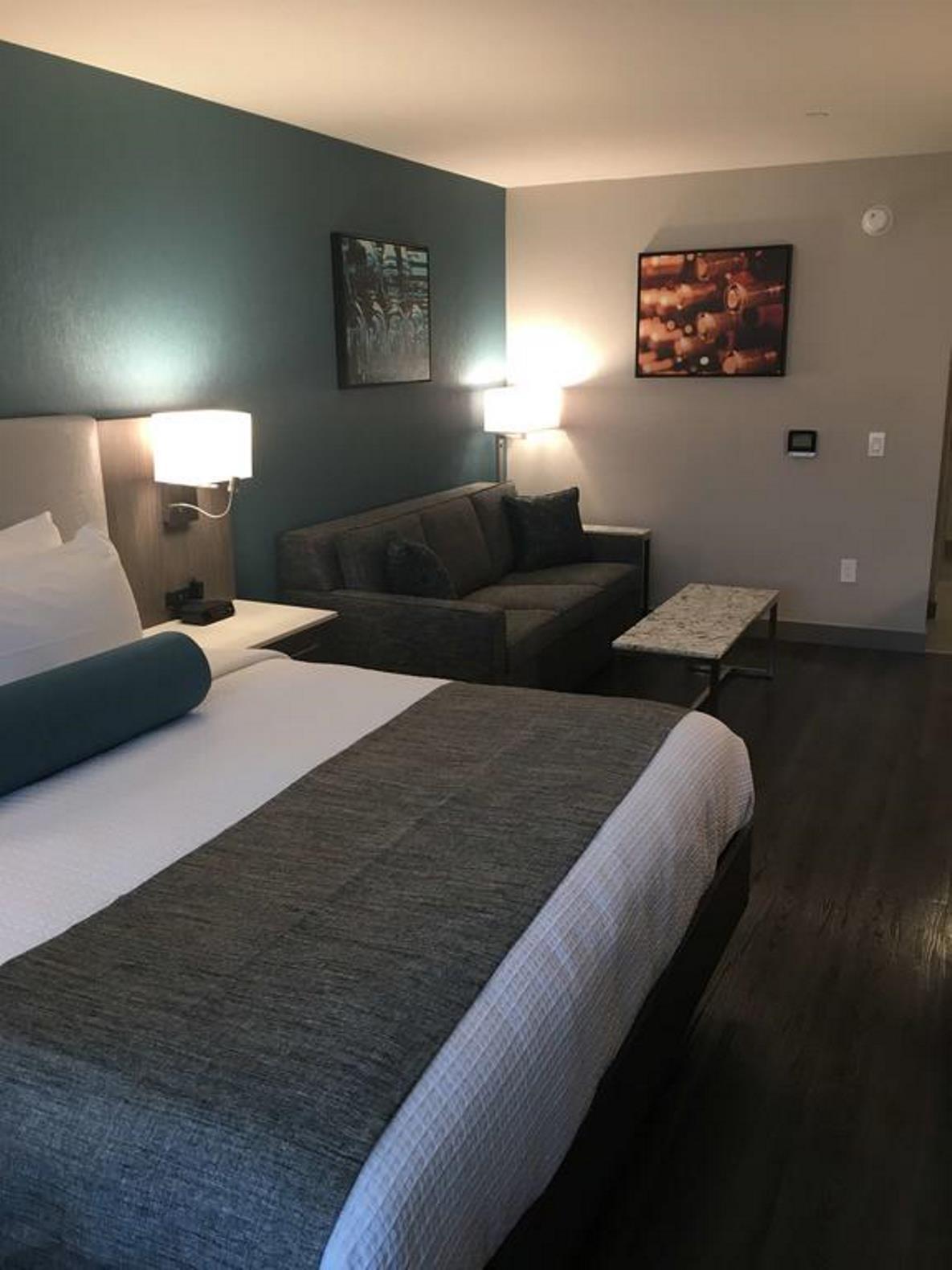 Best Western Plus Temecula Wine Country Hotel & Suites Extérieur photo